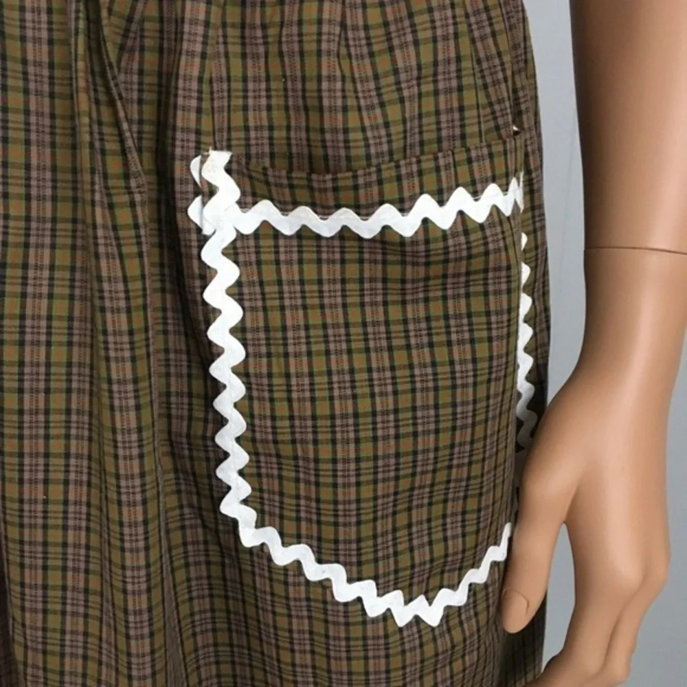Vintage Brown Half Apron White Rick Rack Pockets Handmade Tie Sash Green Black - Picture 9 of 14